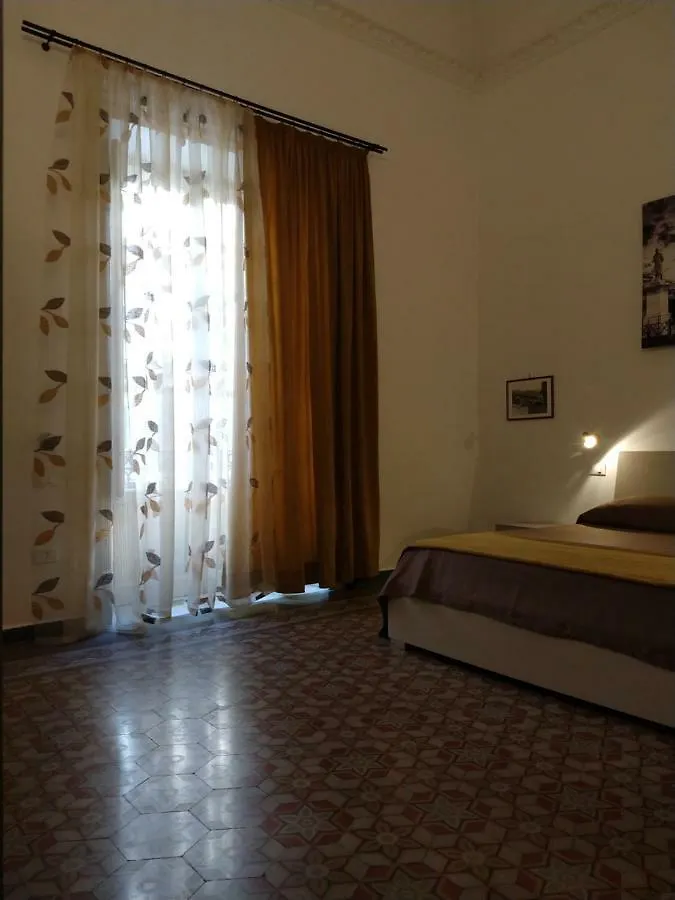 Bed and Breakfast Dimora Principe Scordia Палермо 0*,